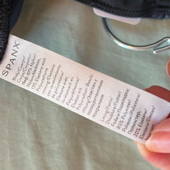 Spanx by Sara Blakely Black Leggings - Picture 4 of 6